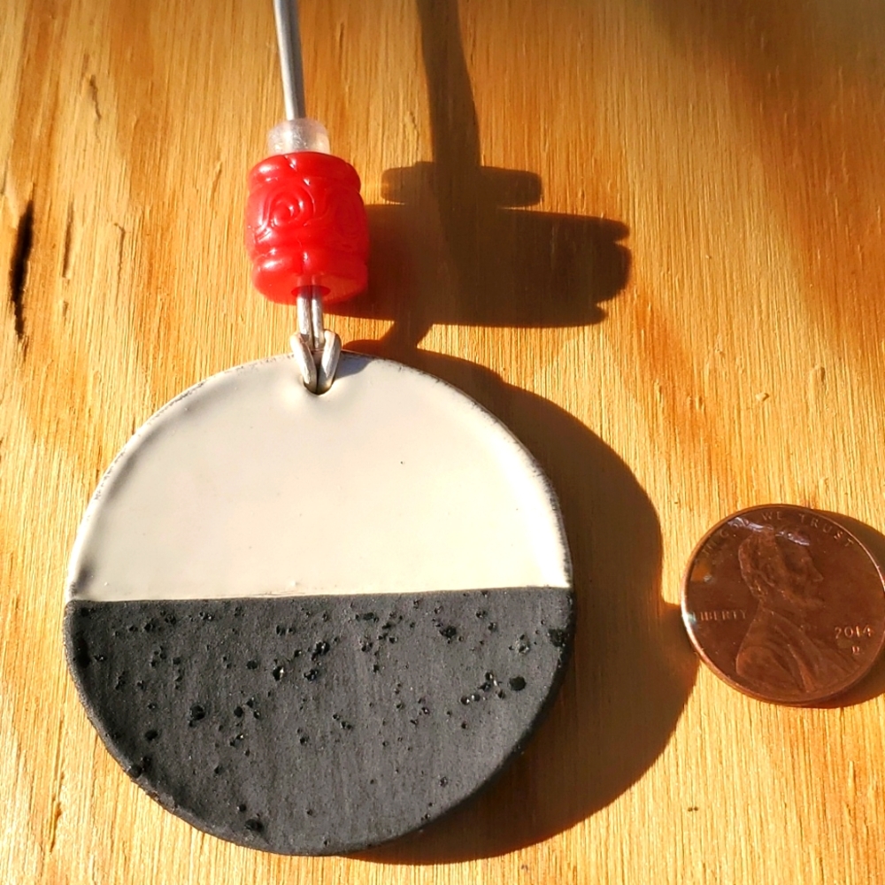 Handmade Art ceramic necklace 🏜